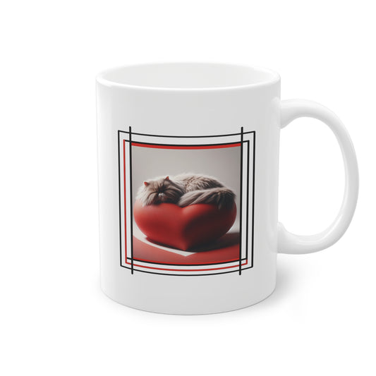 Mug Tasse cadeau avec un chat Persan reposant sur cœur rouge